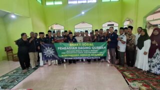 Penyerahan Daging Qurban dari Masyarakat Tamantirto