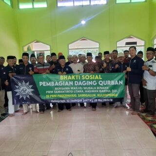 Penyerahan Daging Qurban dari Masyarakat Tamantirto